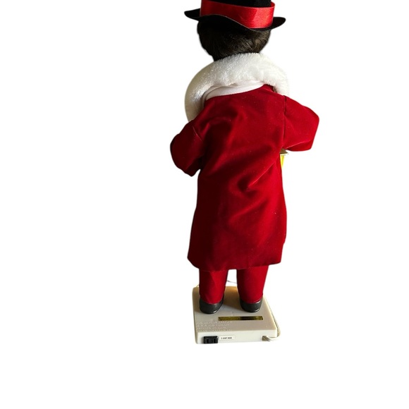 VINTAGE TELLCO CHRISTMAS ANIMATED MOTIONETTE BOY WITH LANTERN - Picture 8 of 16